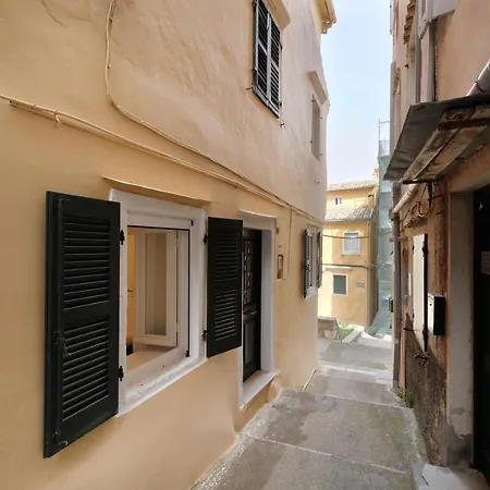 Old Town Hideaway